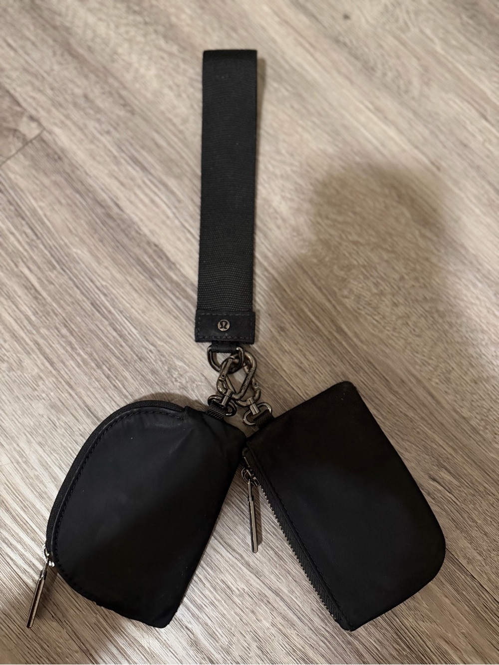 Lululemon Black Key Pouch Duo with Strap - Picture 2 of 3